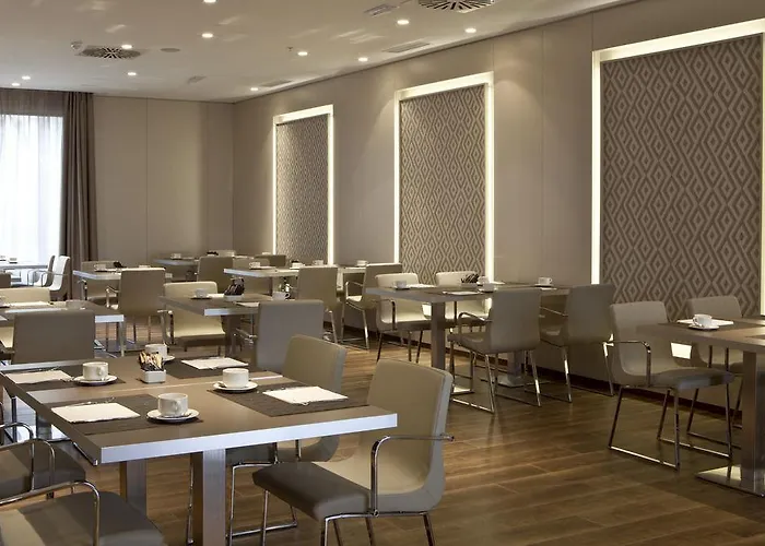 Ac Iberia Palmas By Marriott Готель 4*